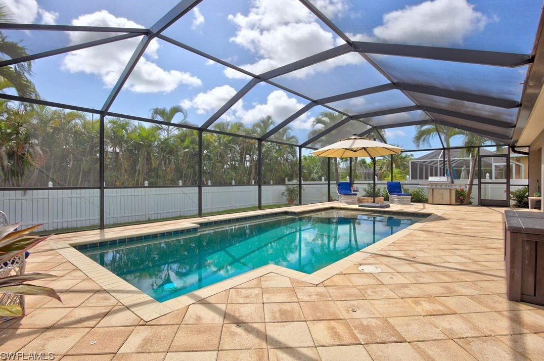 2865 25th Pl, Cape Coral, FL 33914-4708
