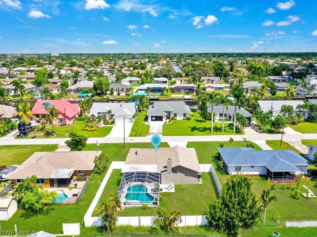 2006 13th St, Cape Coral FL  33990-4801 exterior