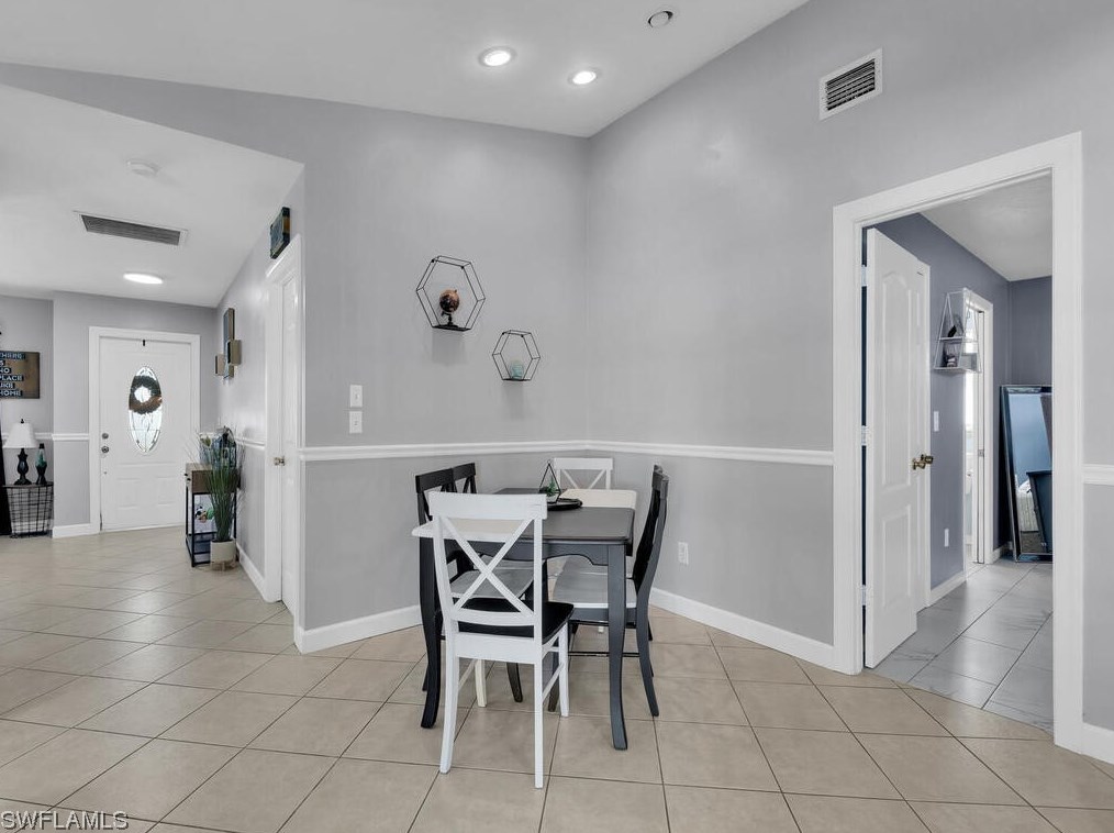 2006 13th St, Cape Coral FL  33990-4801 exterior