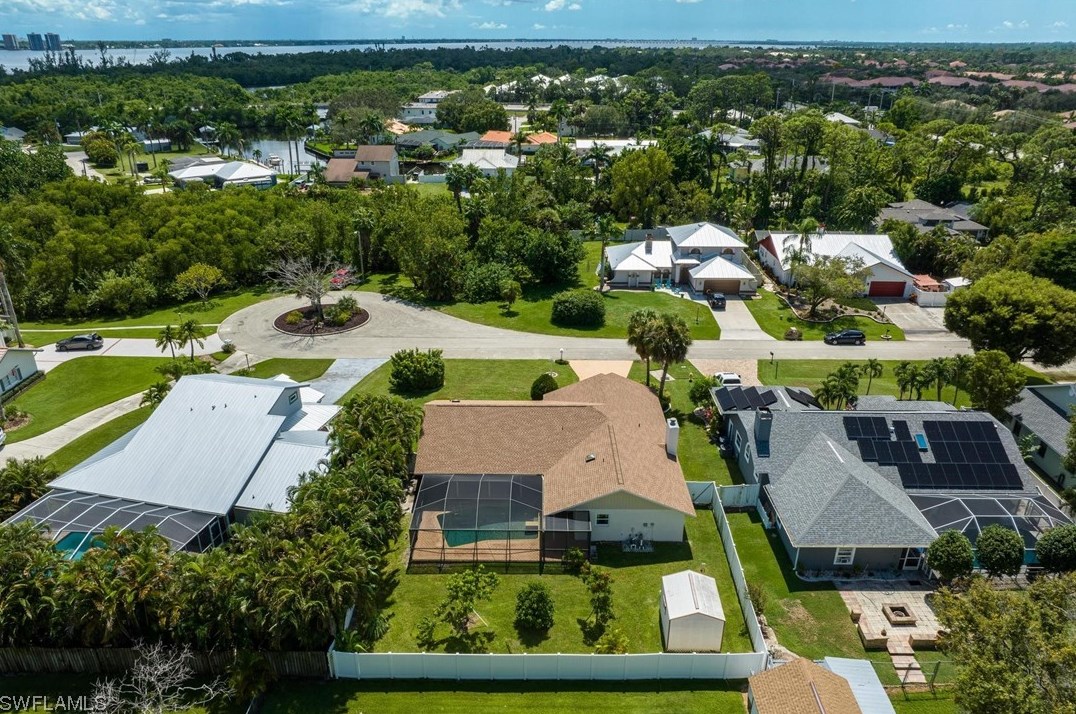 8410 Aqua Cove Ln, Fort Myers FL  33903-4377 exterior