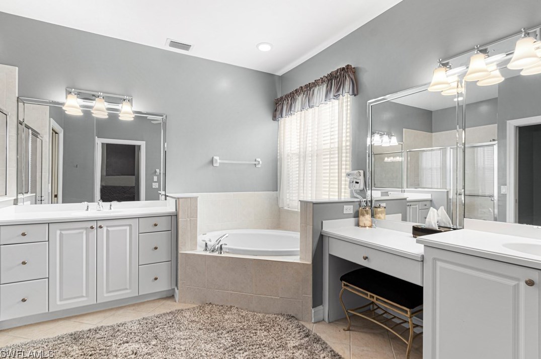 10508 Bella Vis Dr, Fort Myers FL 33913-7005 exterior