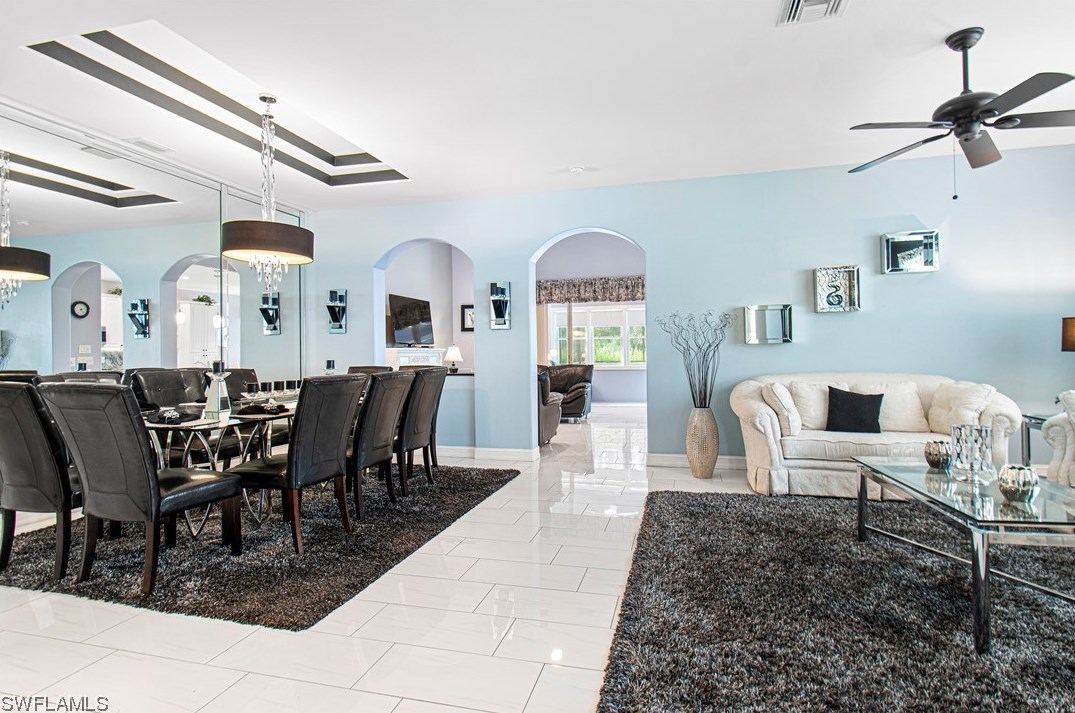 10508 Bella Vis Dr, Fort Myers FL 33913-7005 exterior