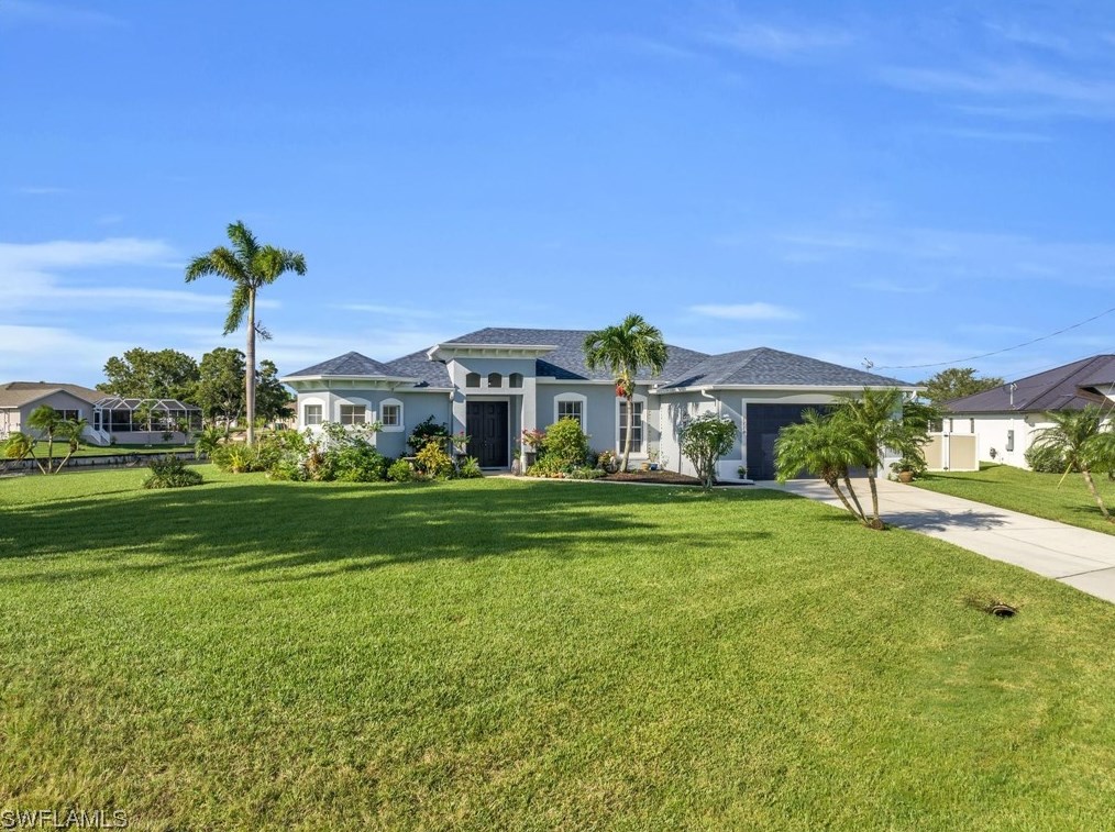 1118 12th Ter, Cape Coral, FL 33909-1444