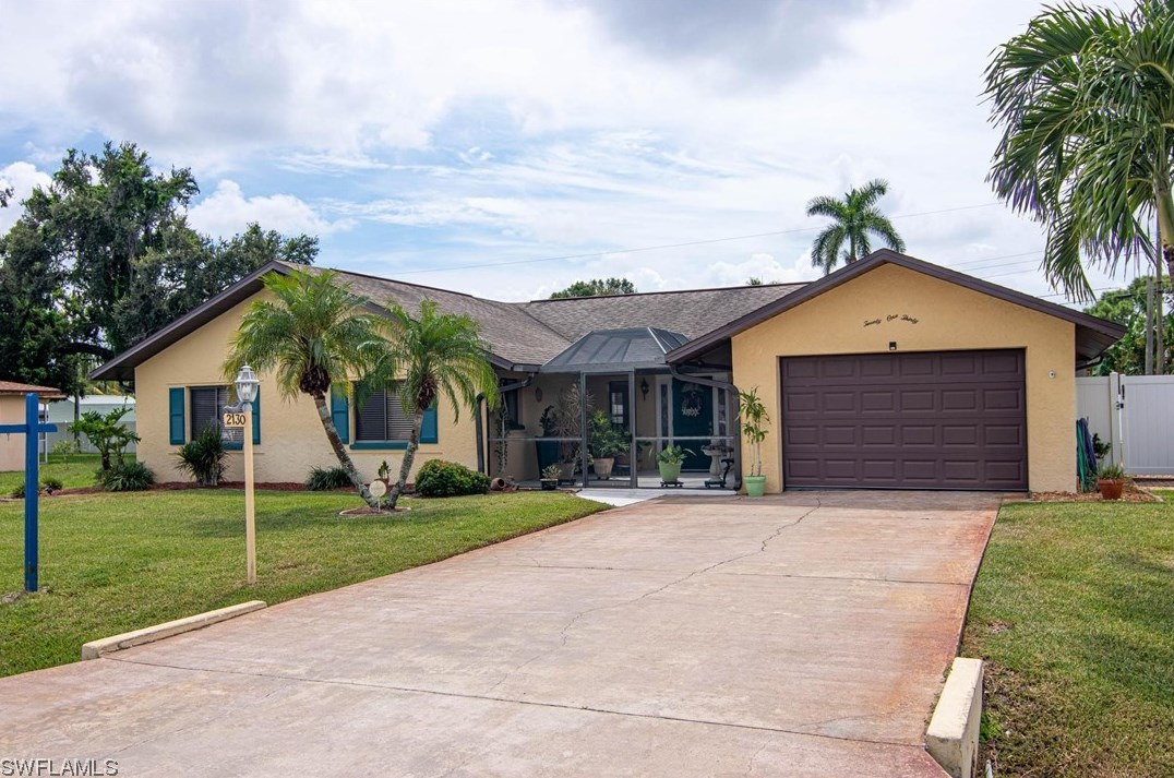 2130 Ephraim Ave, Fort Myers, FL 33907-4128
