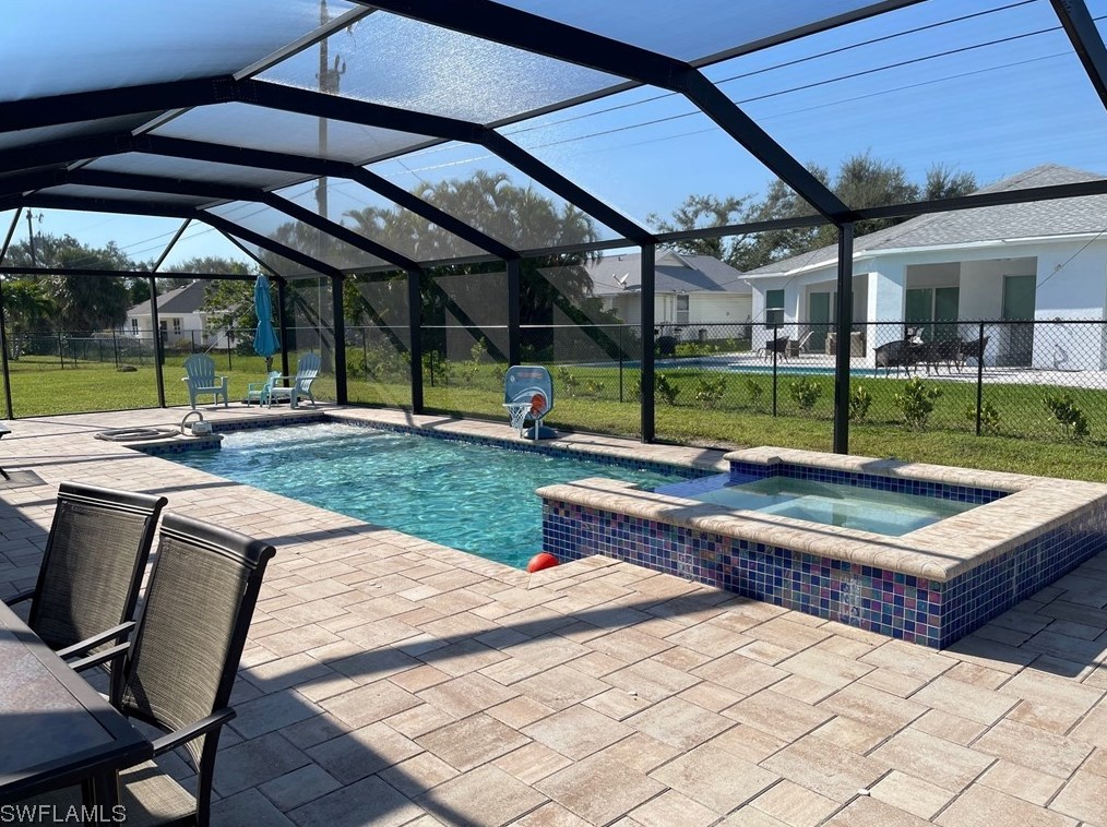 303 29th Ter, Cape Coral, FL 33904-3426