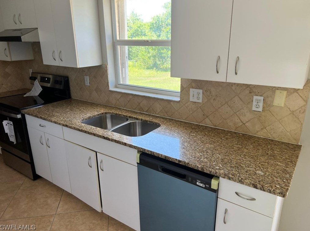 2503 2nd St Sw, Lehigh Acres, FL 33976