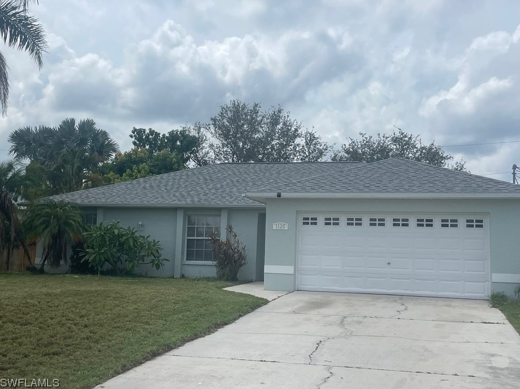 1120 9th Ct, Cape Coral, FL 33990-3039