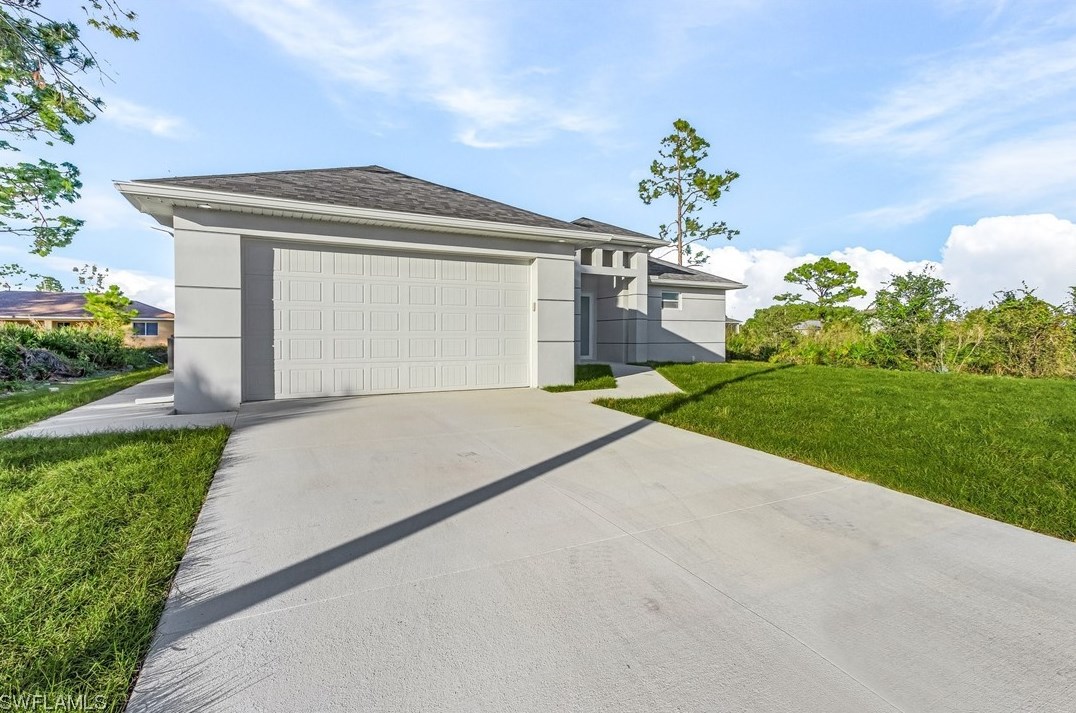 2904 22nd St W, Lehigh Acres, FL 33971