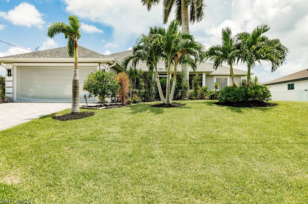 1816 11th St, Cape Coral, FL 33991-2303