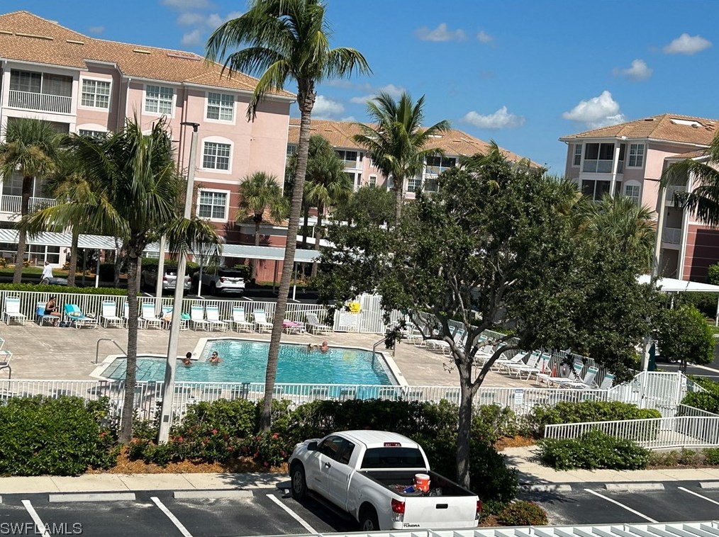 15901 Royal Pointe Ln #402, Fort Myers, FL 33908