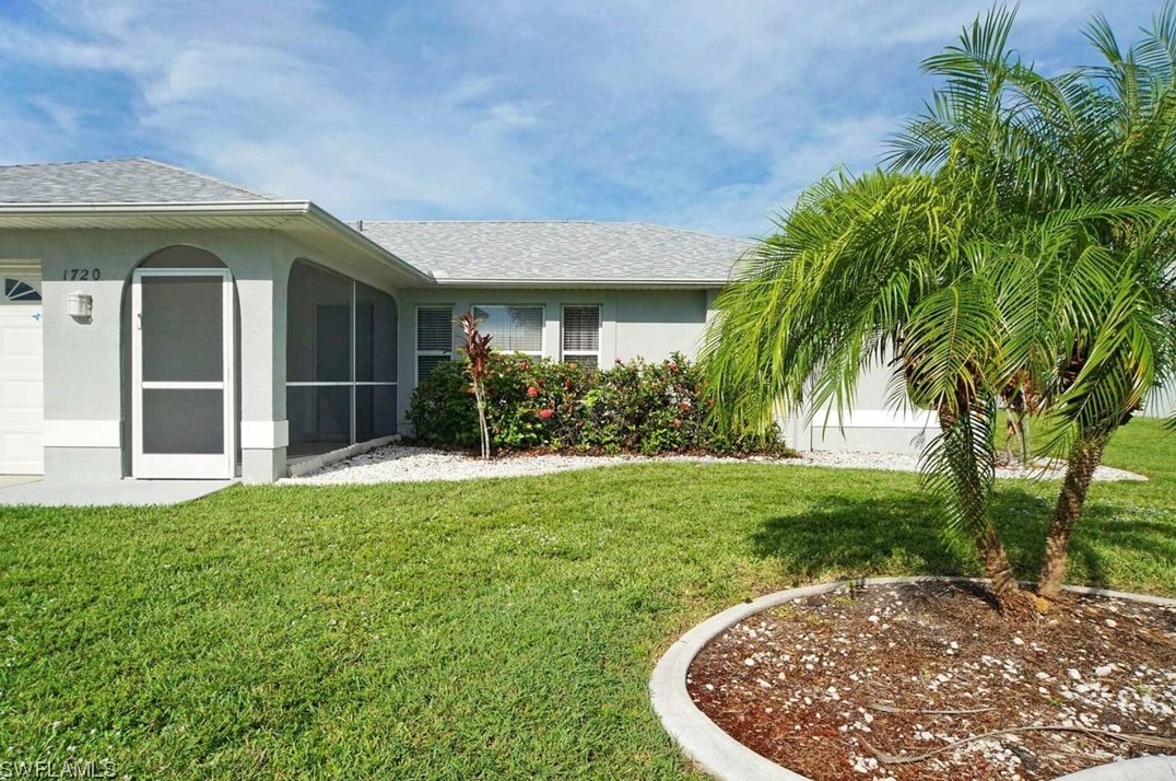 1720 8th Ave, Cape Coral, FL 33990-2307