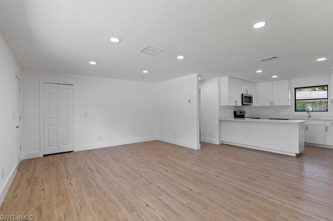 4414 Birmingham St, Fort Myers, FL 33905-2904