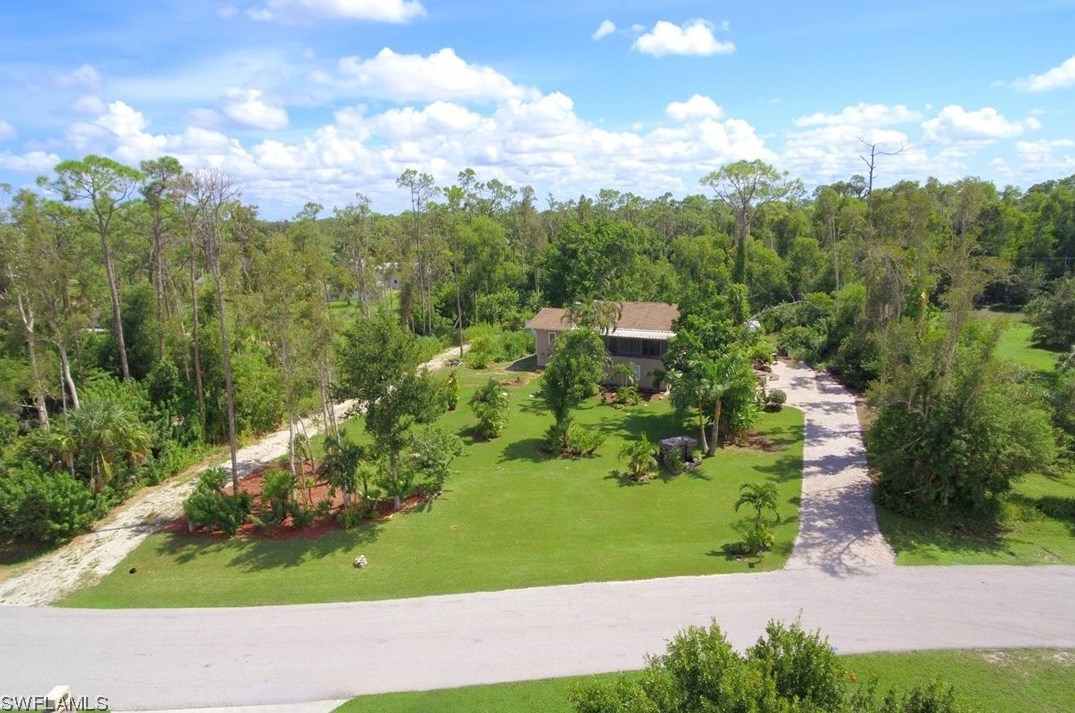 15701 Country Ct, Fort Myers, FL 33912-2327