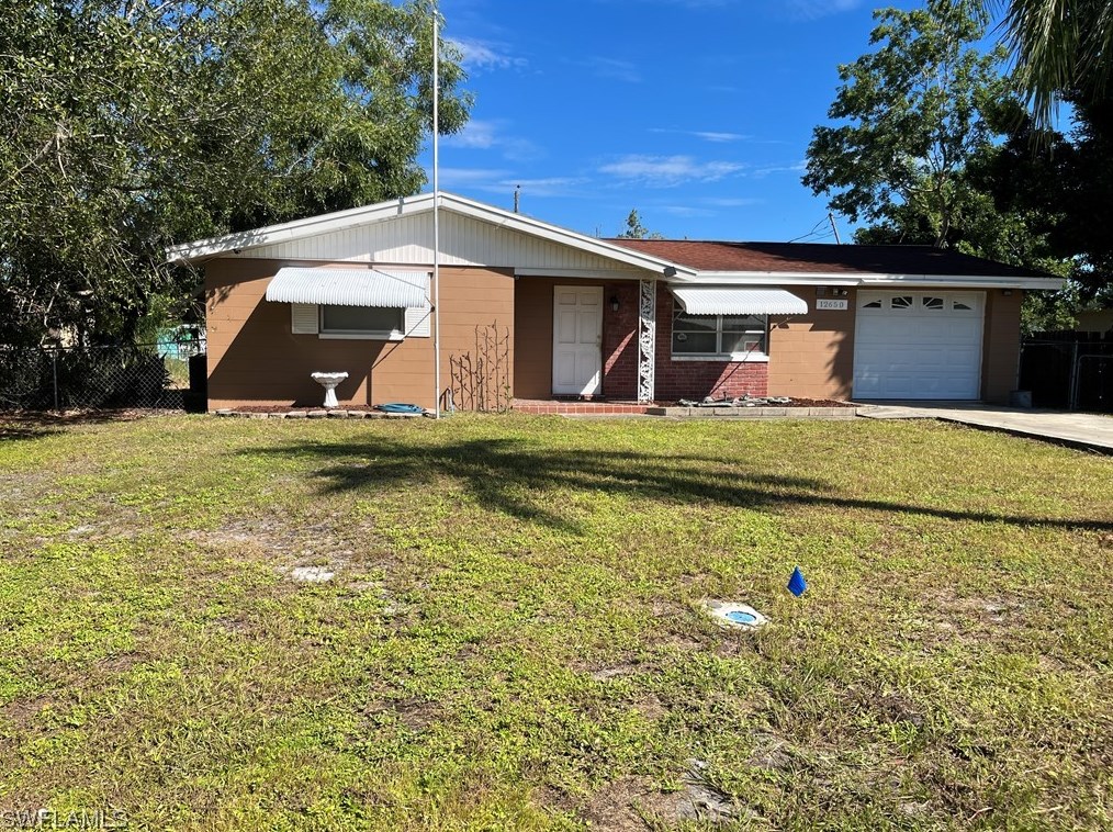 12650 3rd St, Fort Myers, FL 33905-1914