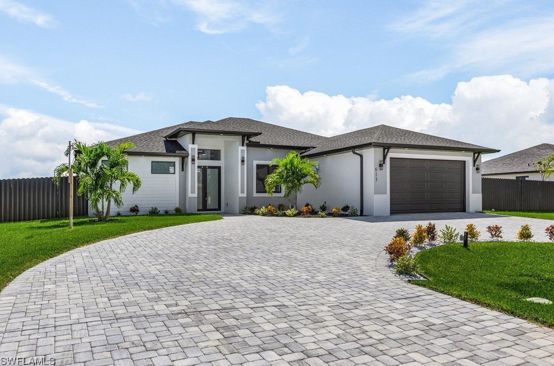 613 18th Ct, Cape Coral, FL 33991-1815