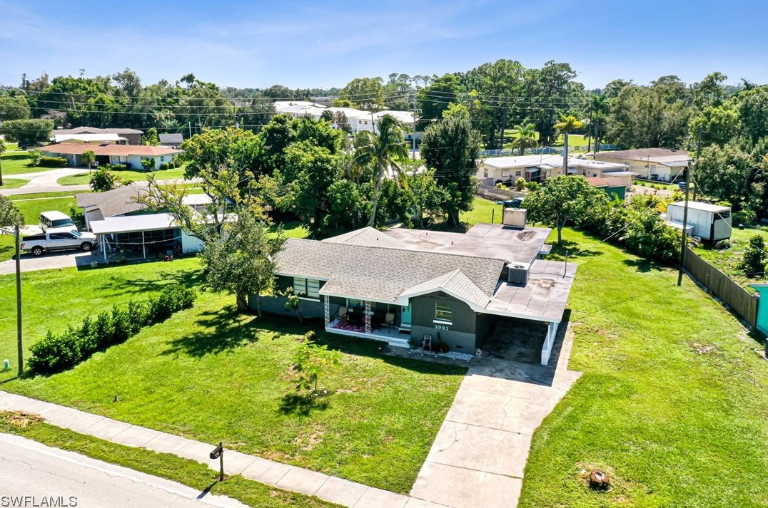 3982 Edgewood Ave, Fort Myers, FL 33916-1036