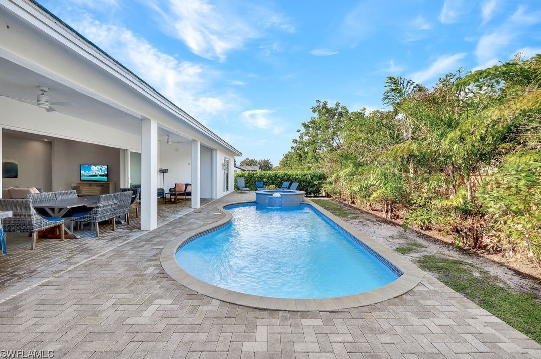 445 S Heathwood Dr, Marco Island, FL 34145