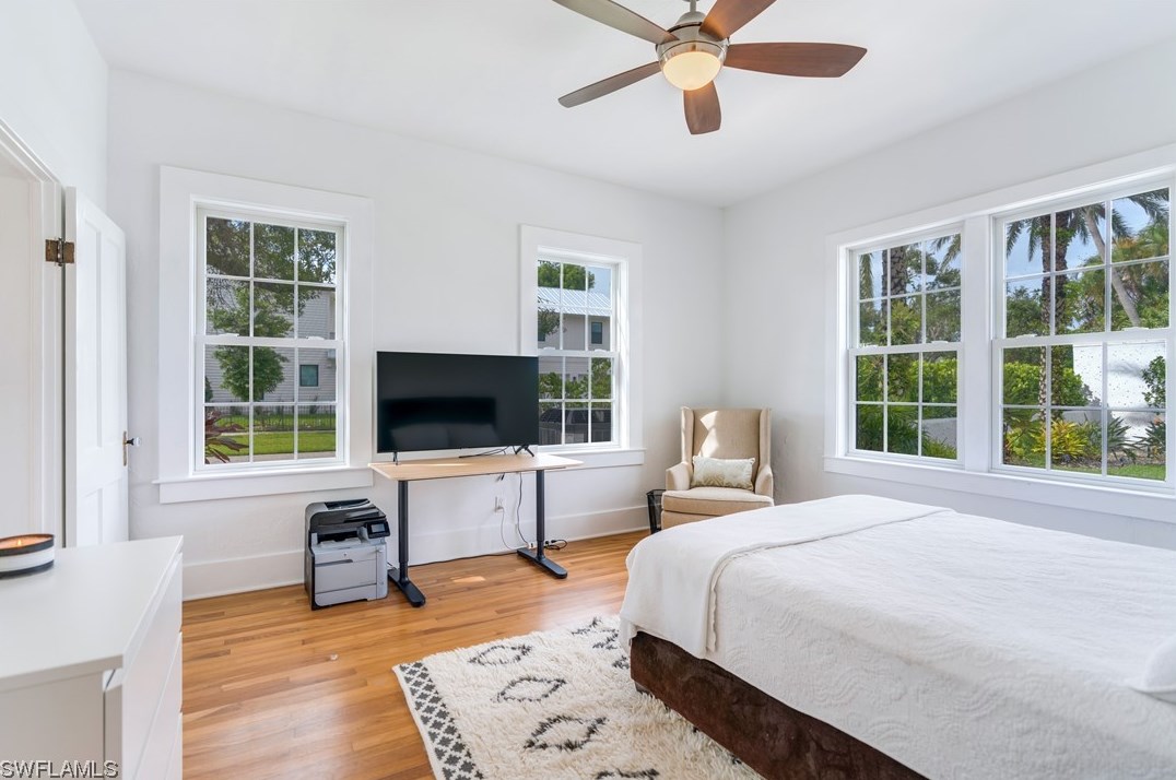 1376 Barcelona Ave, Fort Myers FL  33901-6625 exterior