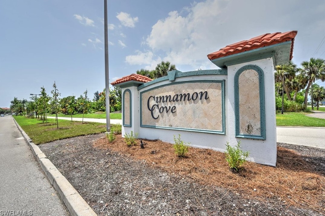 11671 Spinnaker Way, Fort Myers, FL 33908