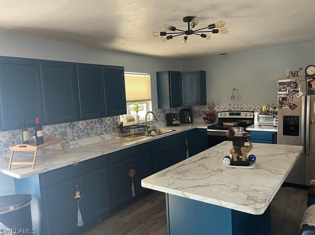 205 Utah Ave, Fort Myers, FL 33905-2718