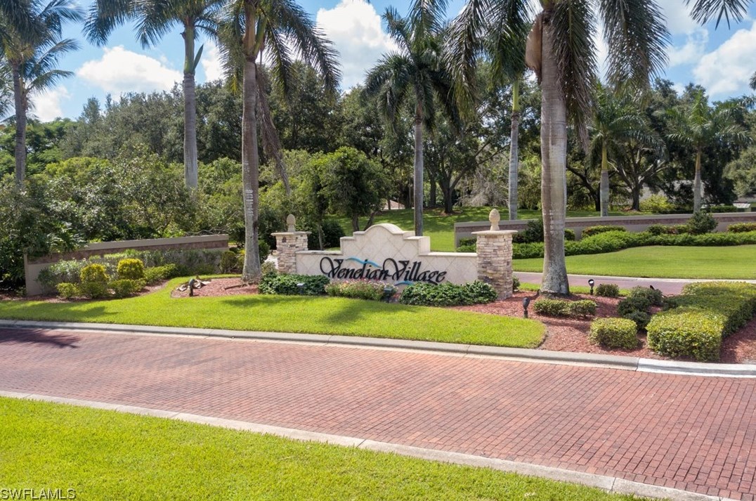 9926 Mar Largo Cir, Fort Myers, FL 33919-7324