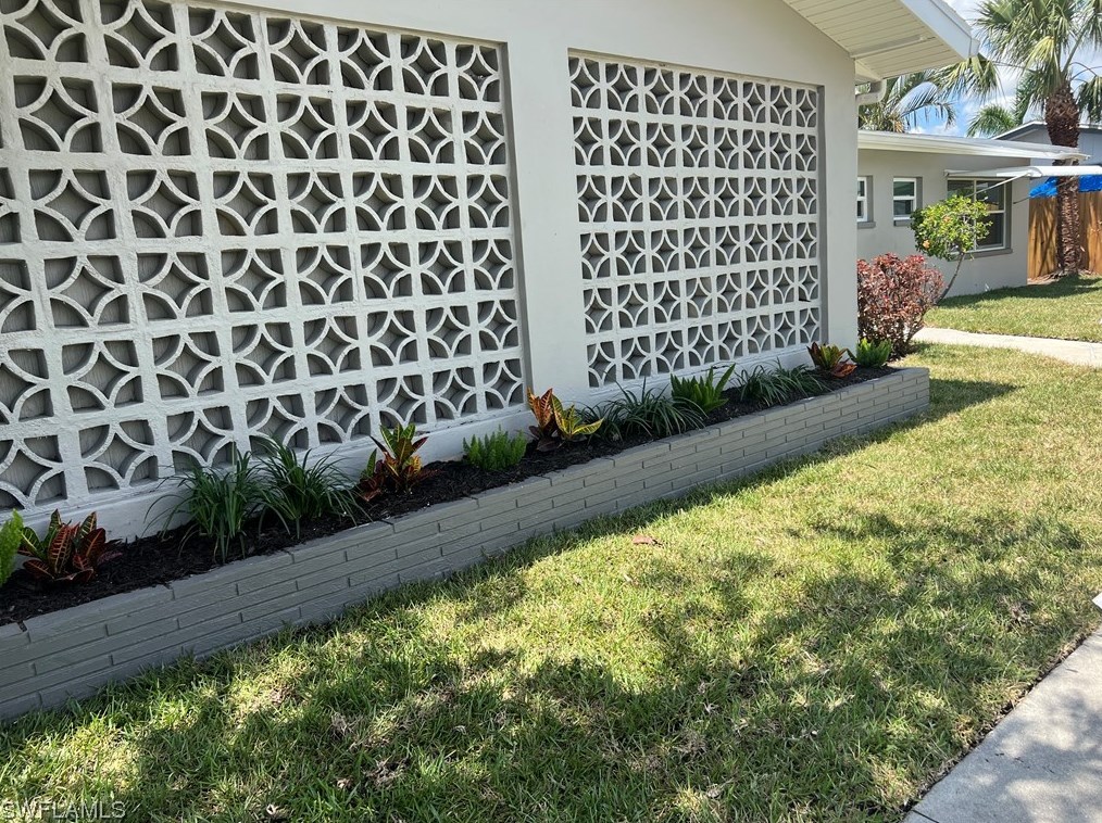 4311 Atlantic Cir, Fort Myers FL 33903-5004 exterior