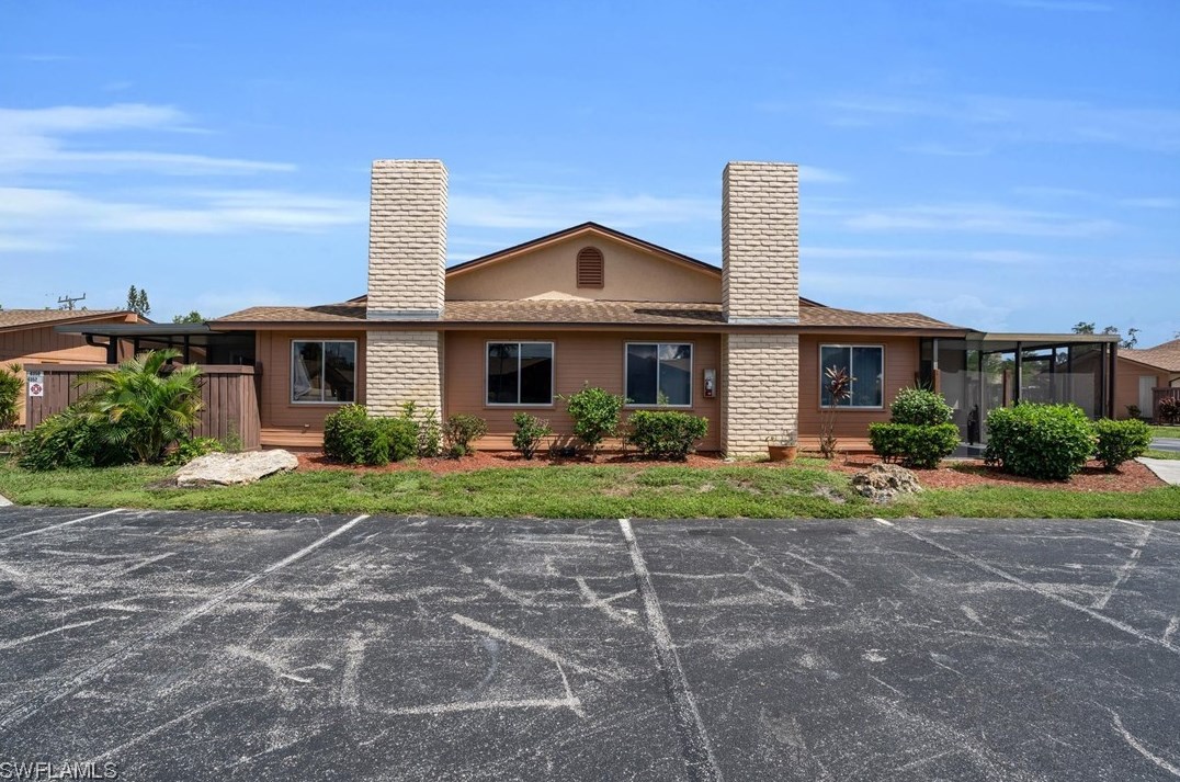 6354 Royal Woods Dr, Fort Myers, FL 33908-6142
