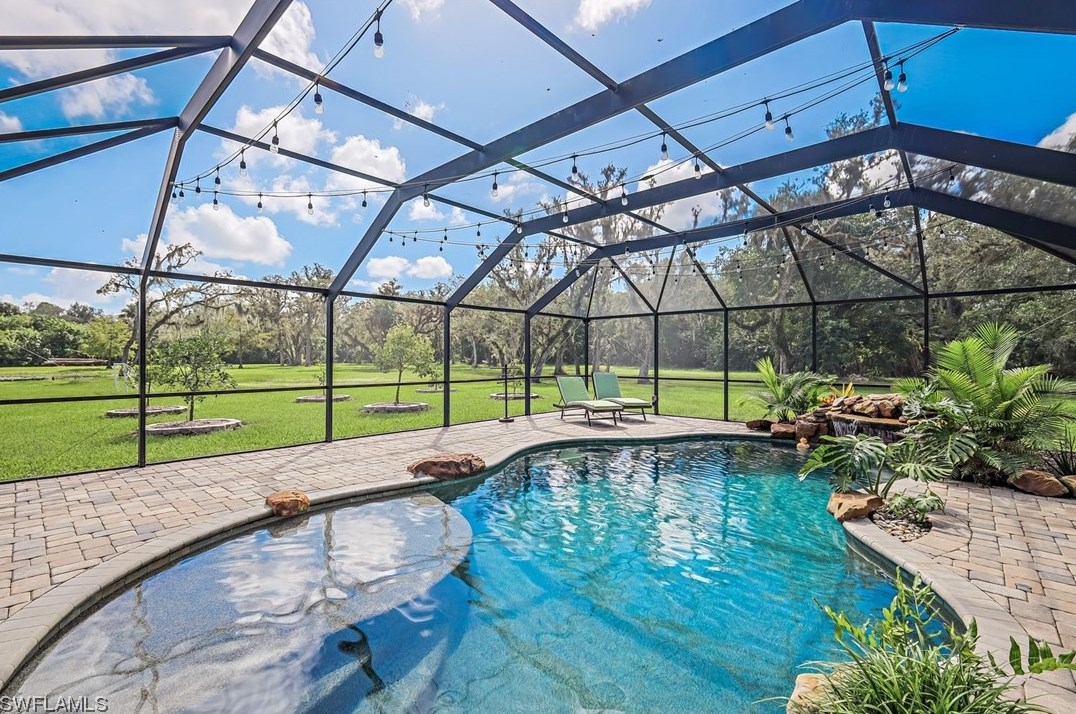18850 River Rd, Alva, FL 33920-3722