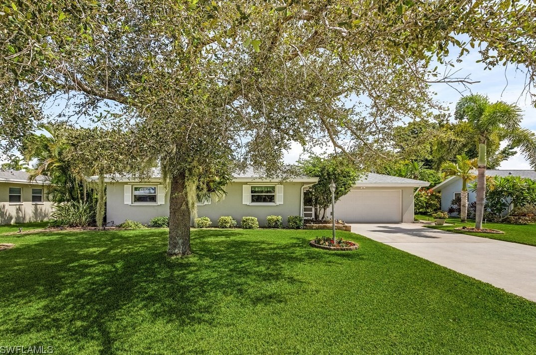 5223 Sunnybrook Ct, Cape Coral, FL 33904-5861