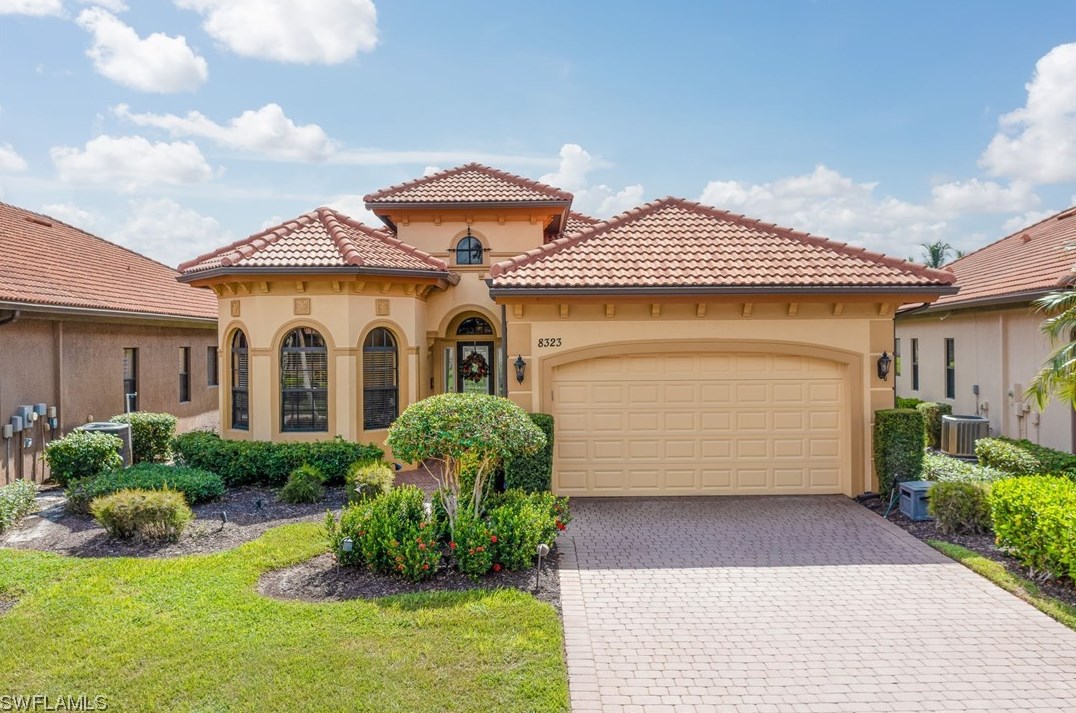 8323 Provencia Ct, Fort Myers, FL 33912-8994