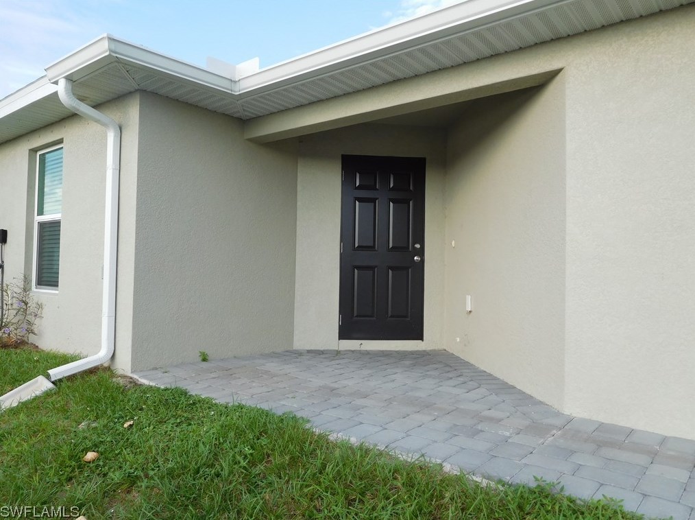 1212 Ne 16th Ter, Cape Coral, FL 33909