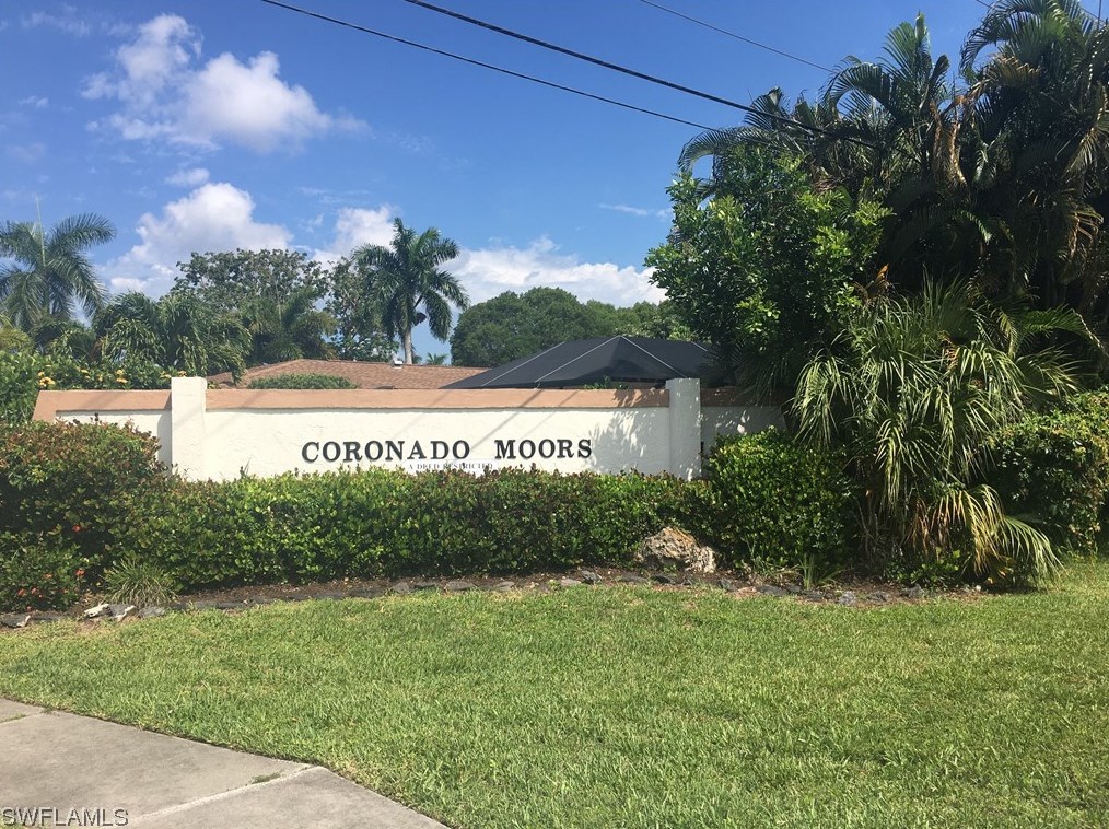 1429 S Larkwood Sq, Fort Myers, FL 33919