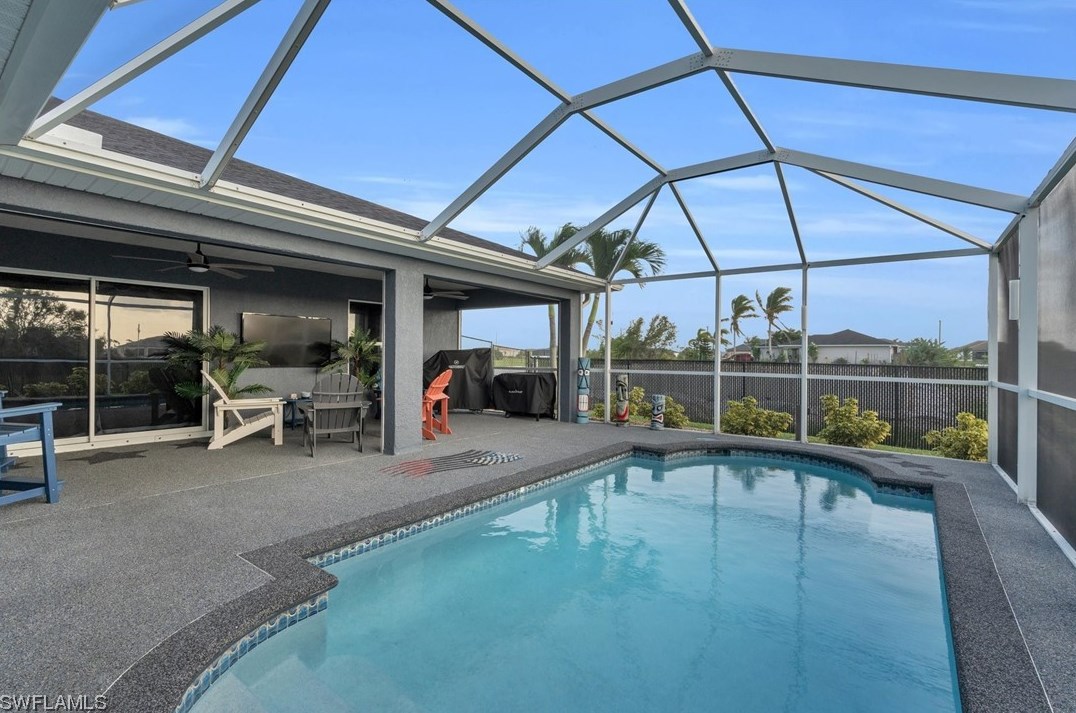 3940 41st Pl, Cape Coral FL  33993-7933 exterior