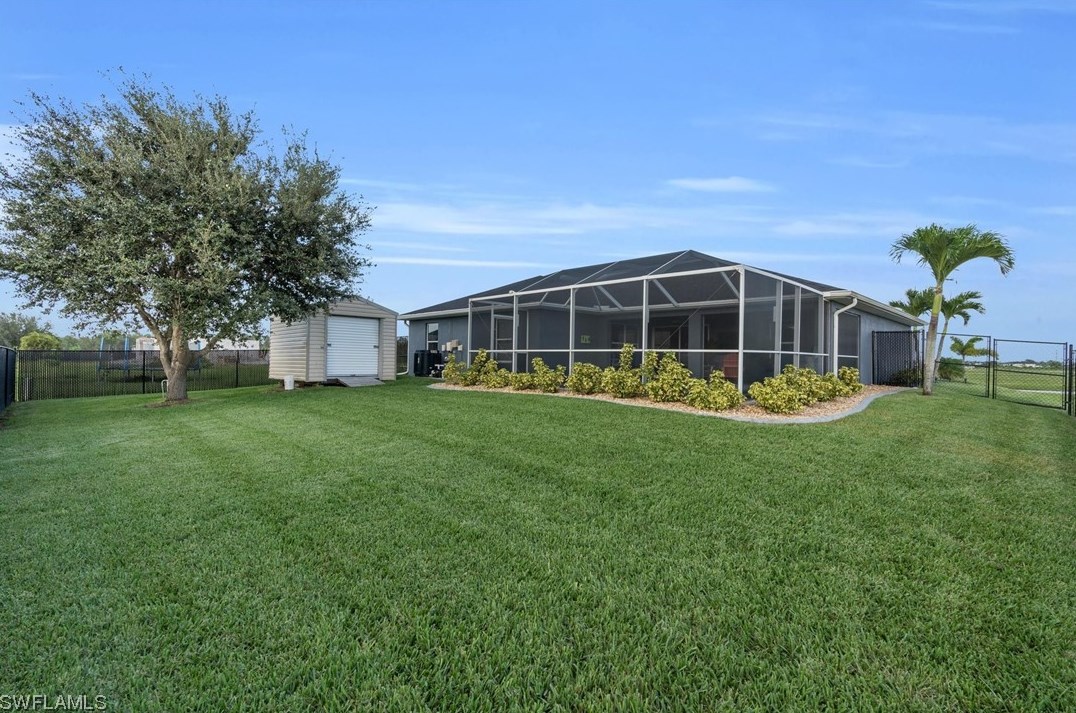 3940 41st Pl, Cape Coral FL  33993-7933 exterior
