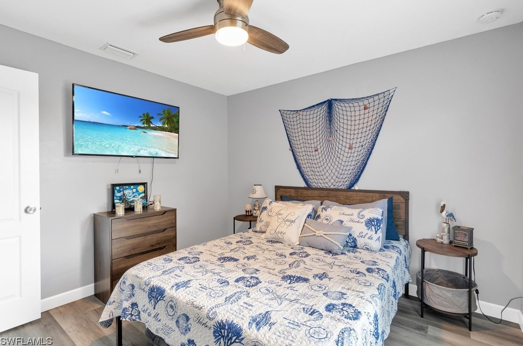 3940 41st Pl, Cape Coral FL  33993-7933 exterior