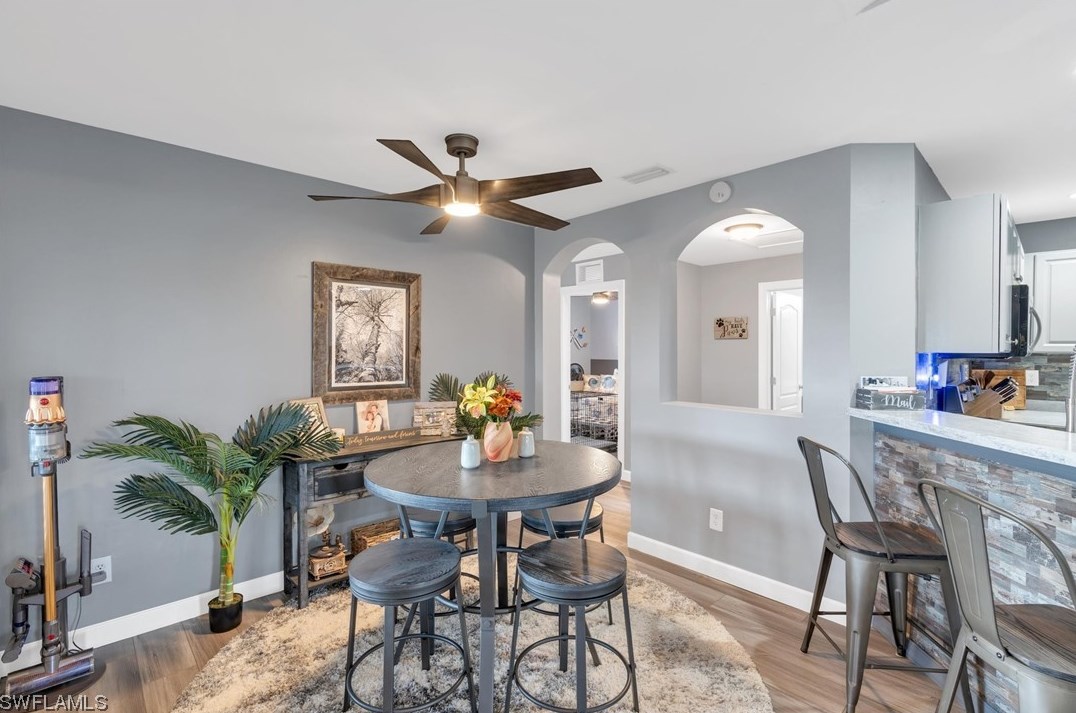 3940 41st Pl, Cape Coral FL  33993-7933 exterior