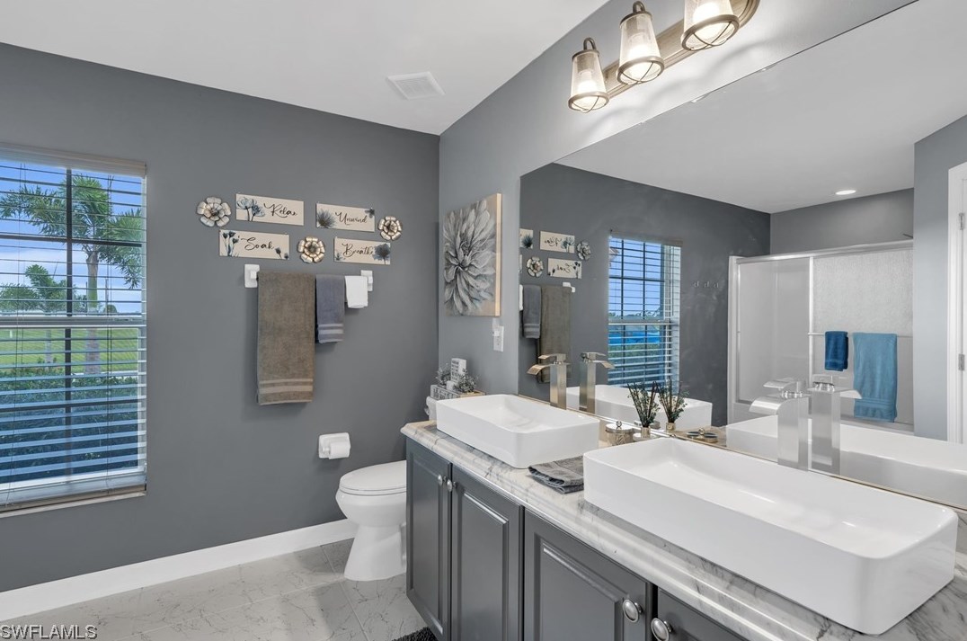 3940 41st Pl, Cape Coral FL  33993-7933 exterior