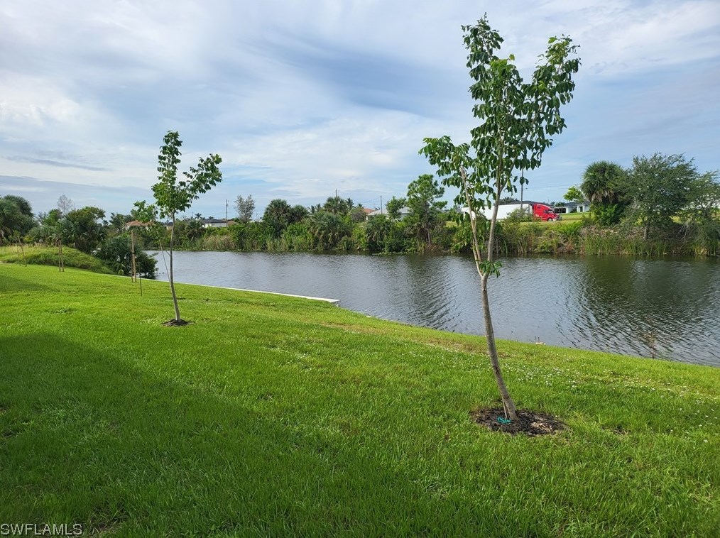 1108 Ne 6th Ave, Cape Coral, FL 33909