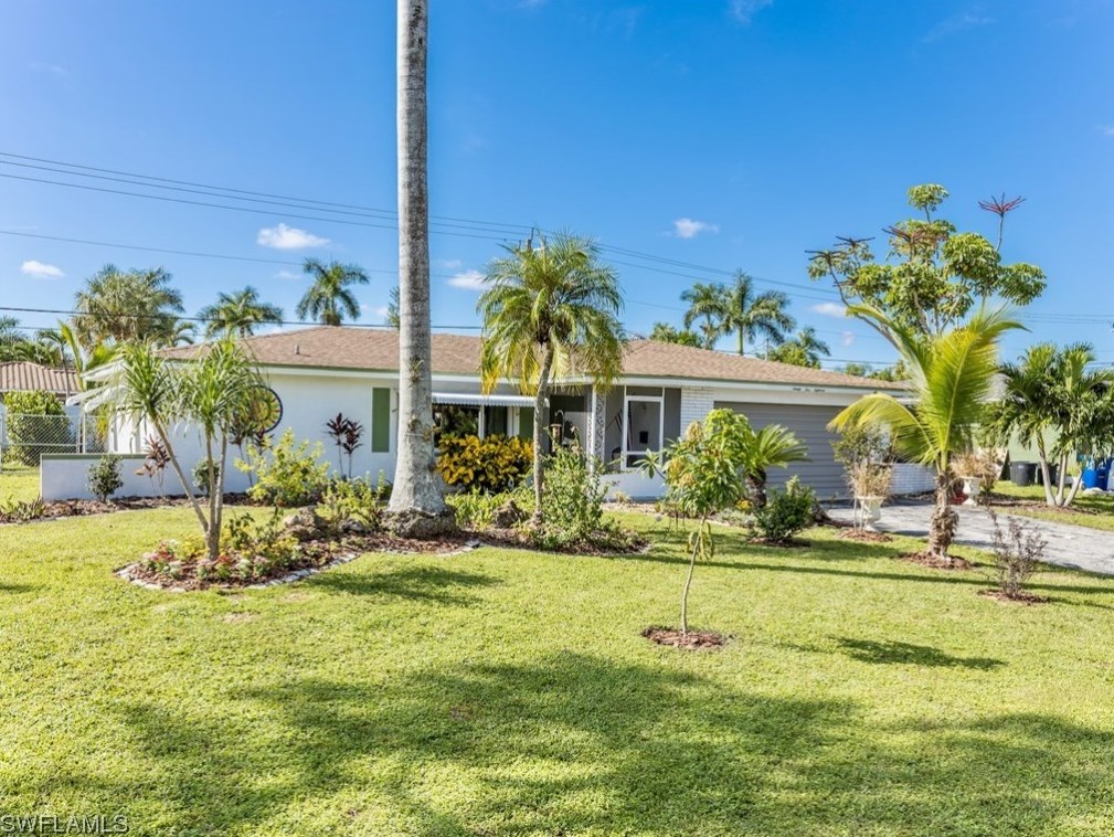 2418 Jasper Ave, Fort Myers, FL 33907-5825