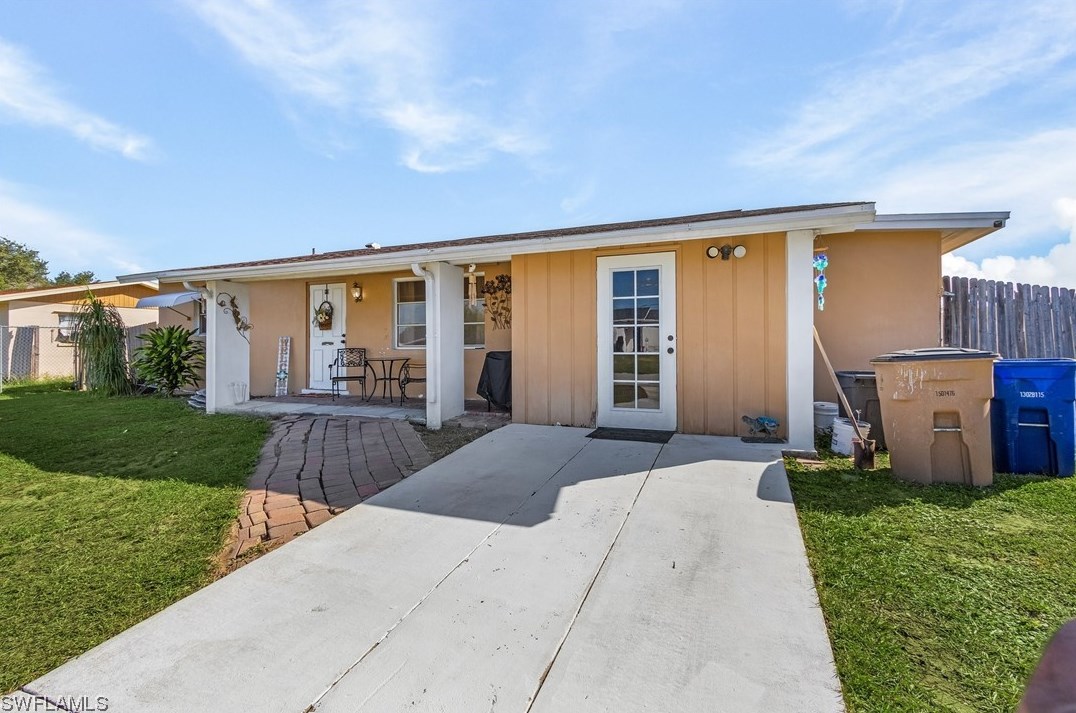 331 Morgan Cir N, Lehigh Acres, FL 33936