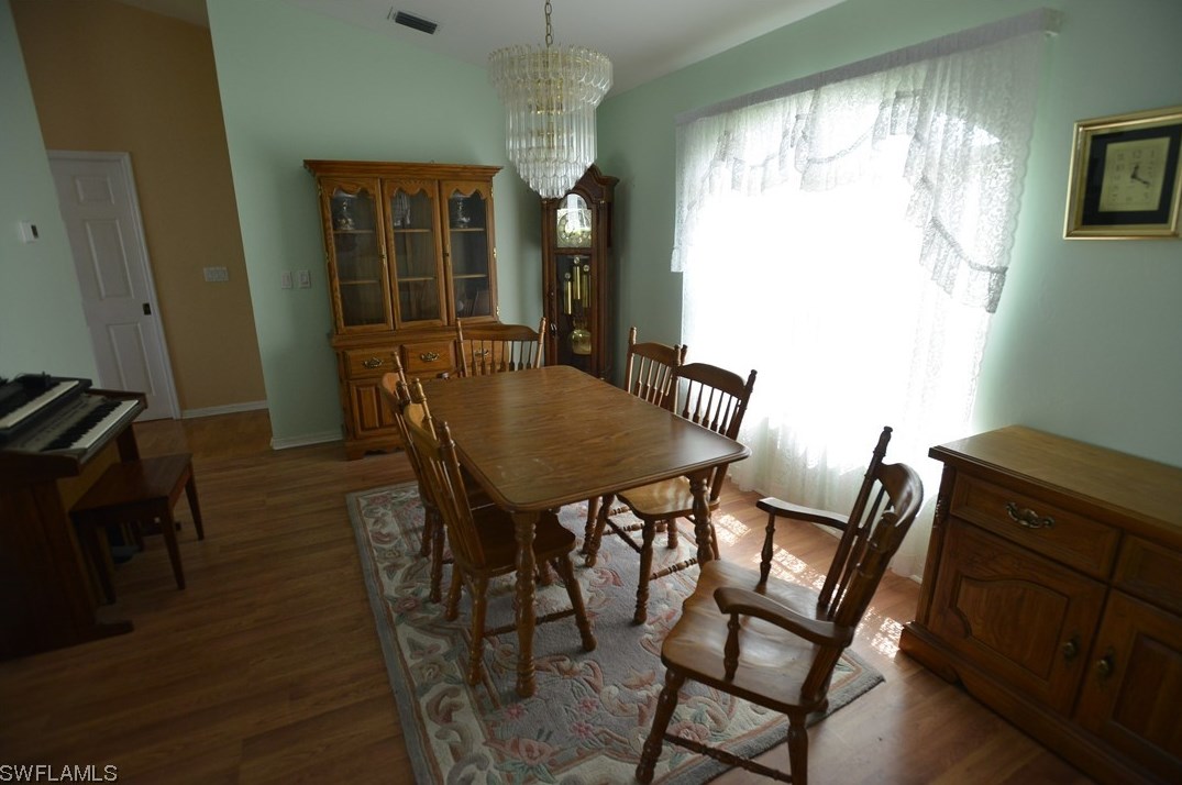 1415 40th Ter, Cape Coral FL  33914-5616 exterior