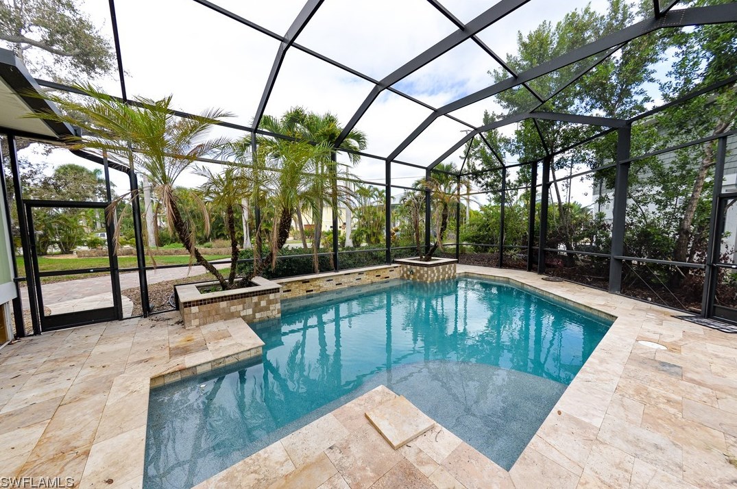 131 Falkirk St, Fort Myers Beach, FL 33931
