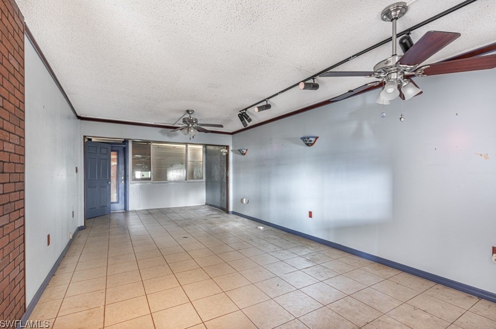 1624 Pine Valley Dr #103, Fort Myers, FL 33907
