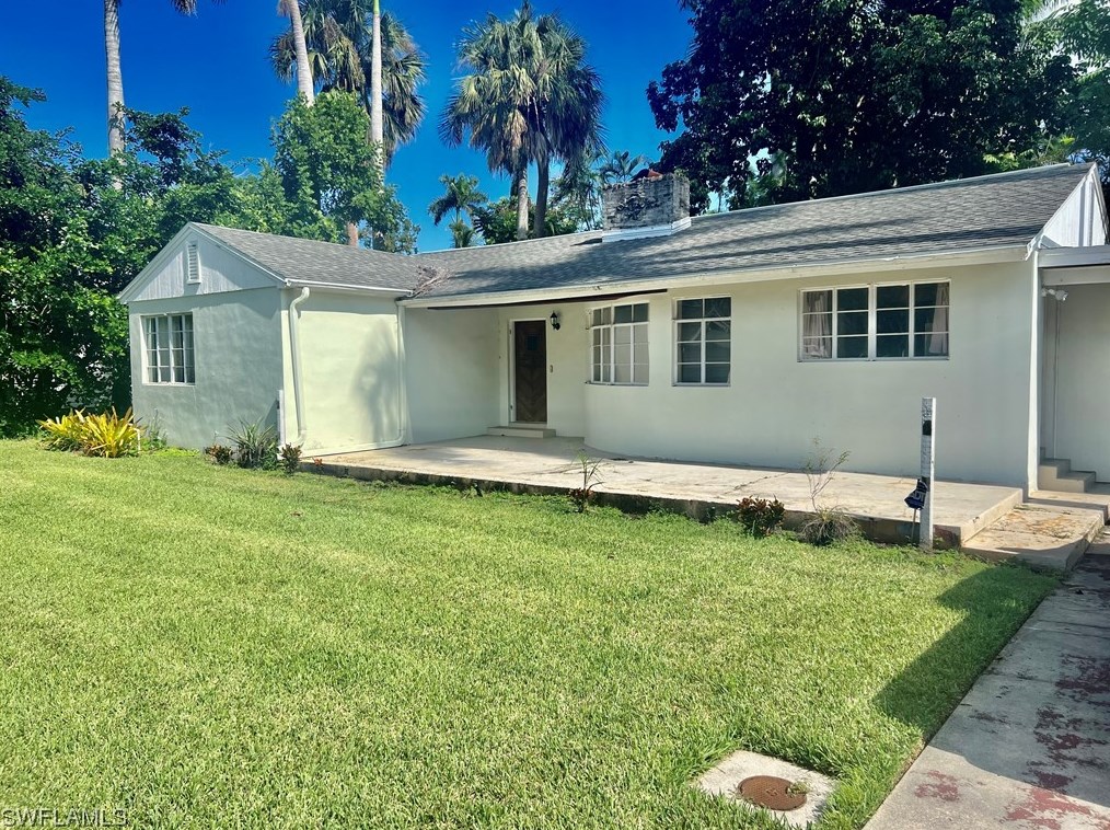 1429 Sandra Dr, Fort Myers, FL 33901-5833