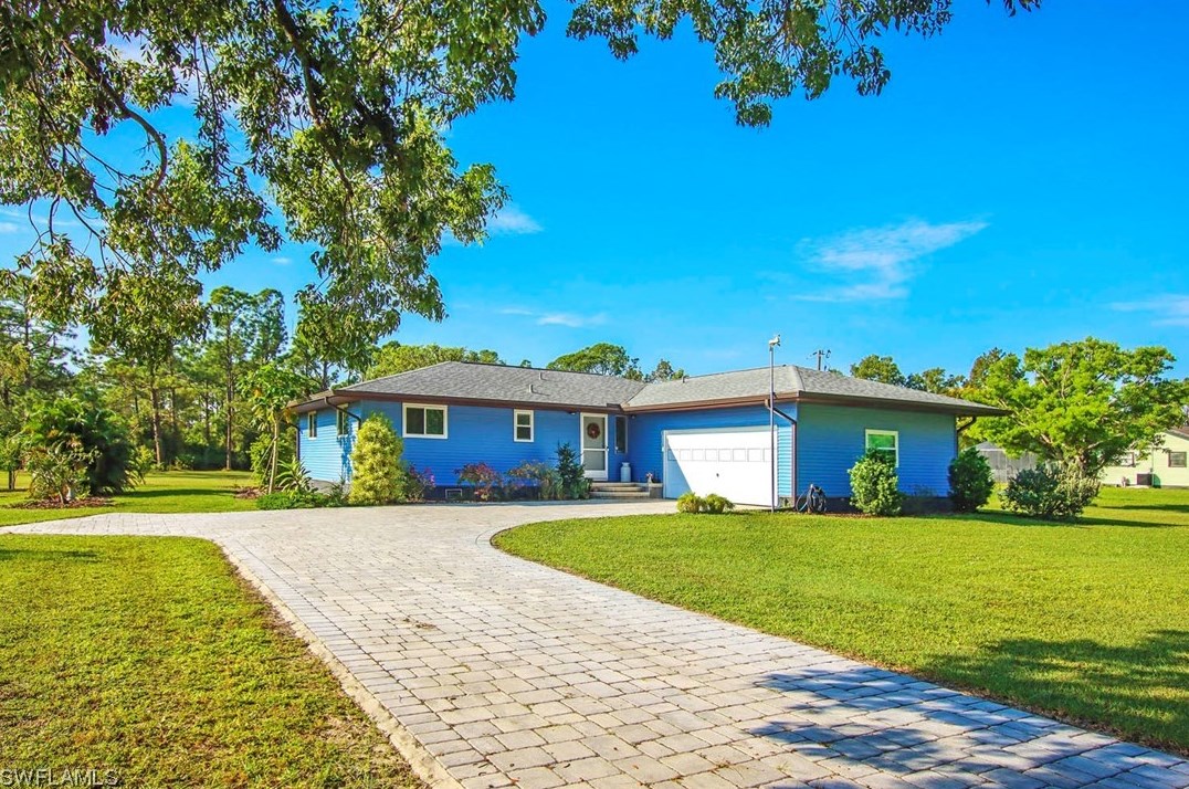 18720 Lynn Rd, Fort Myers, FL 33917-4724