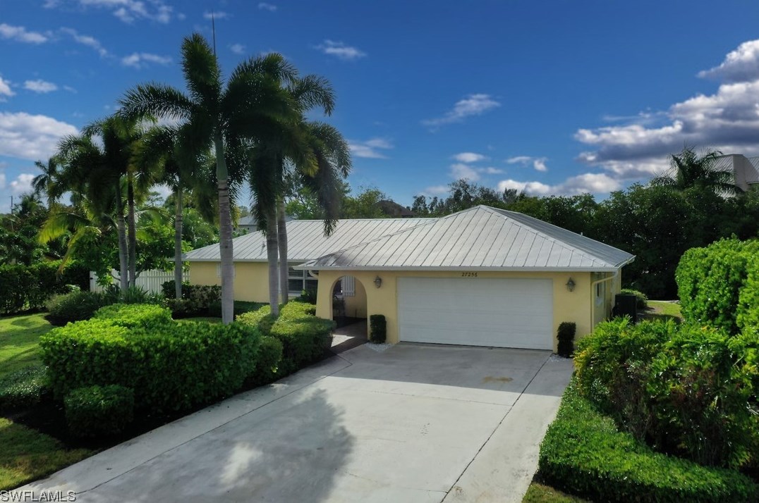 27256 Belle Rio Dr, Bonita Springs, FL 34135