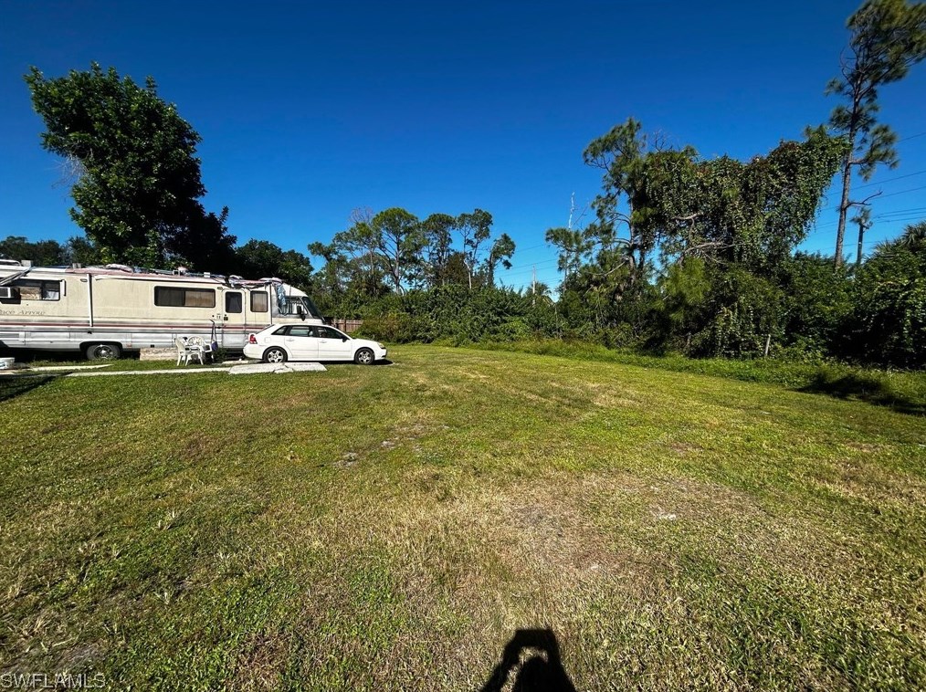 2001 Buddy Ln, Fort Myers FL  33917-1696 exterior