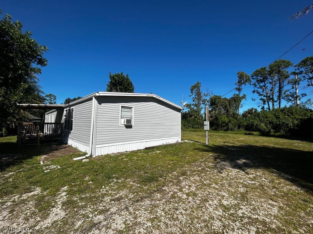 2001 Buddy Ln, Fort Myers, FL 33917-1696