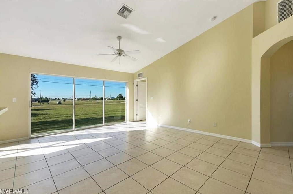 1118 Ne 9th Ter, Cape Coral, FL 33909