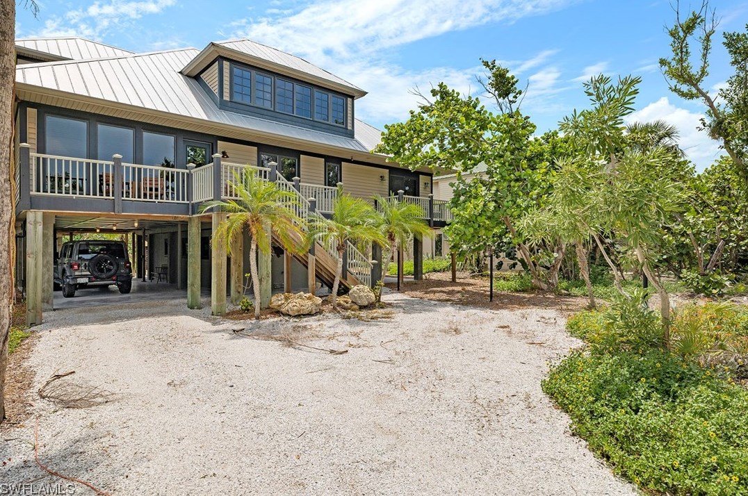 930 Strangler Fig Ln, Sanibel, FL 33957